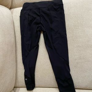 Lululemon leggings. Cropped